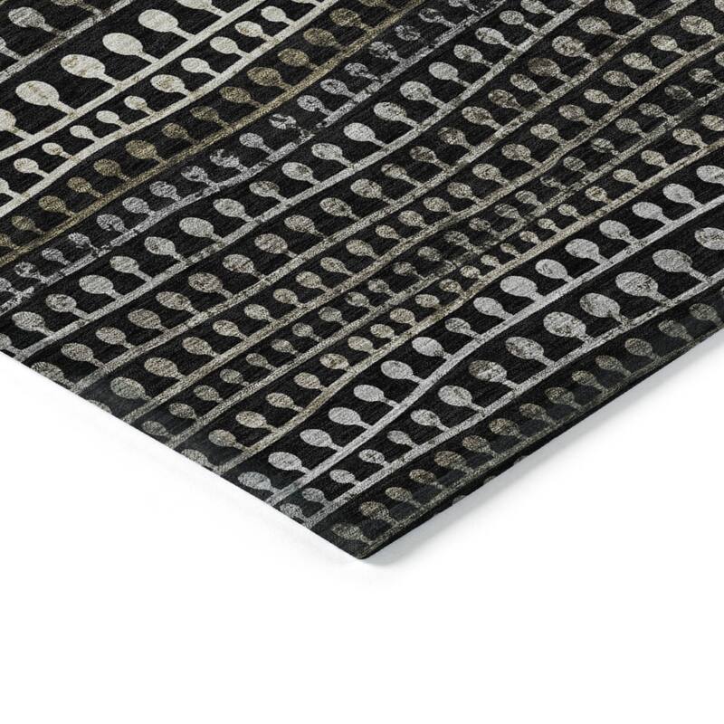 HomeRoots Striped Transitional Rectangle Outdoor Rug