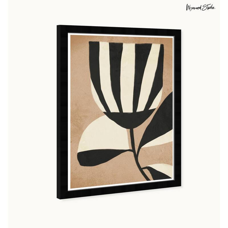 Wynwood Studio Flora Minimalist Framed Boho Minimalist Abstract Prints