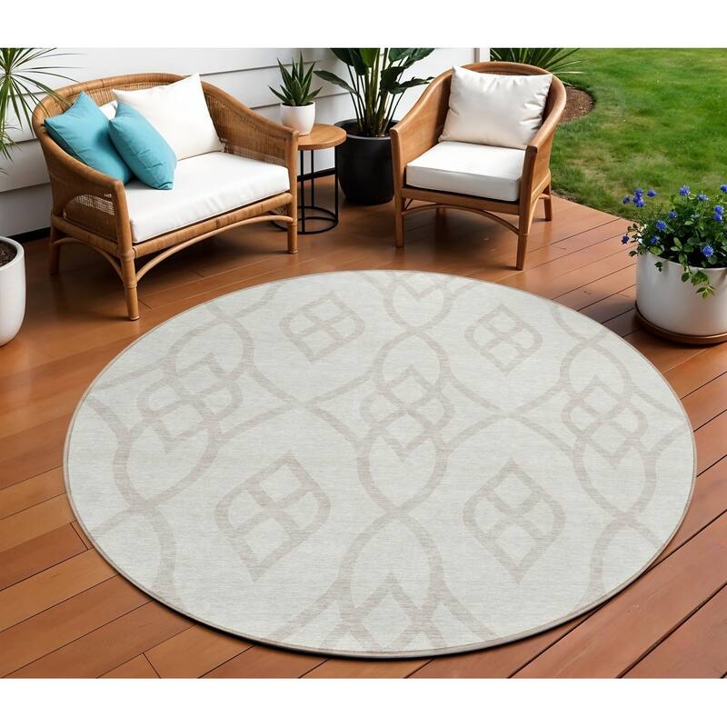HomeRoots Trellis Transitional Rectangle Outdoor Rug - 8' Round