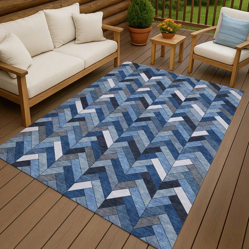 Machine Washable Indoor/ Outdoor Modern Chevron Chantille Rug