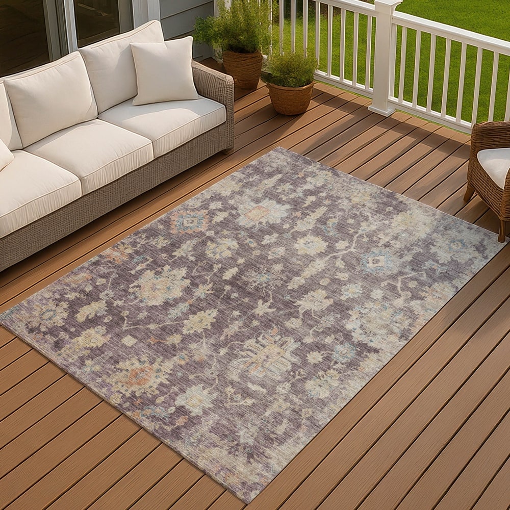 Machine Washable Indoor/ Outdoor Casual Traditional Chantille Rug
