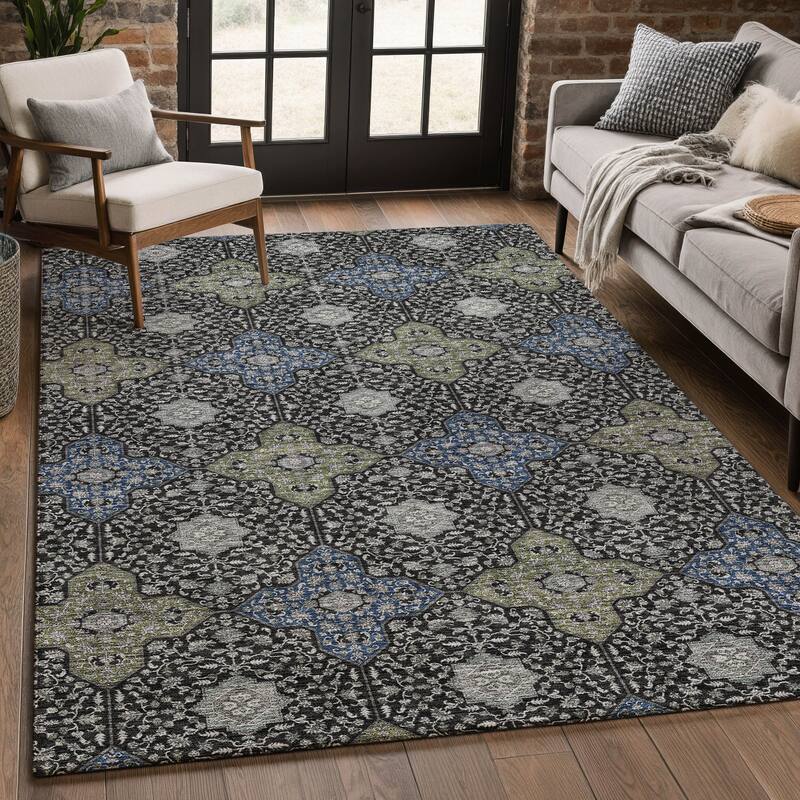 Machine Washable Indoor/ Outdoor Traditional Columbus Chantille Rug