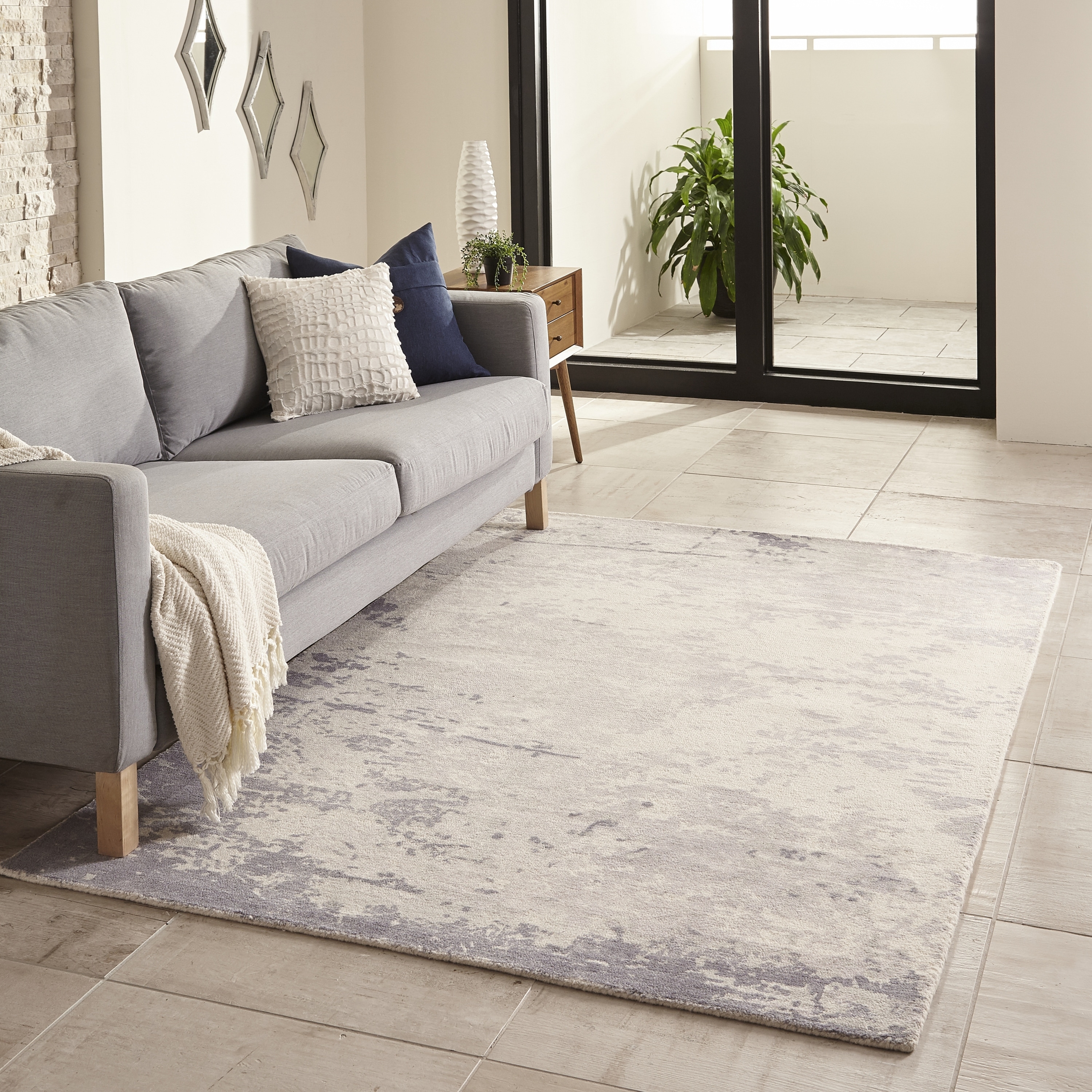 Momeni Illusions Hand Tufted Wool Abstract Area Rug