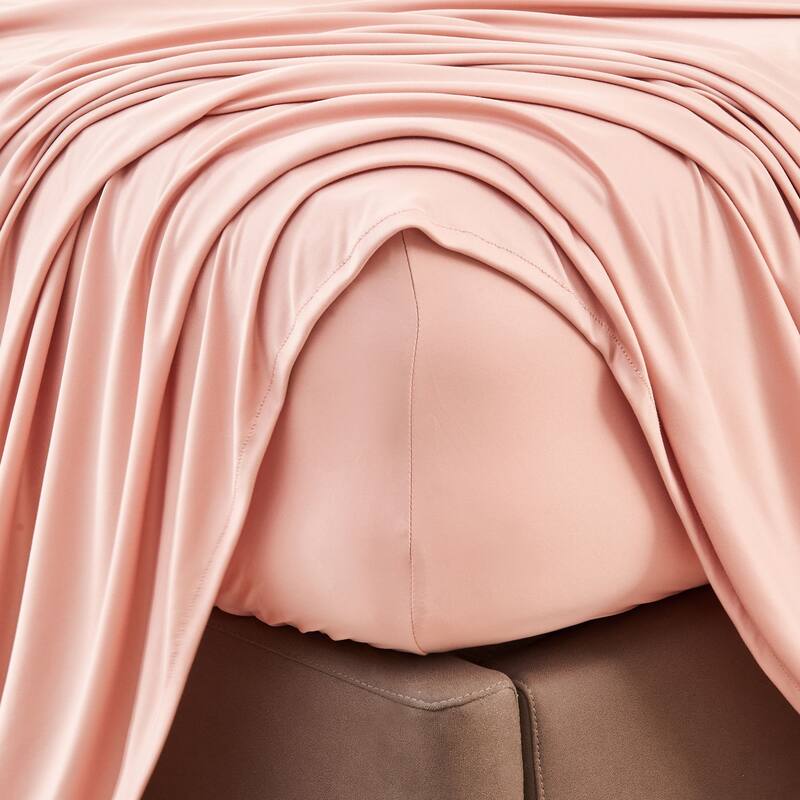Premium Ultra-soft Deep Pocket Performance Solid Sheet Set