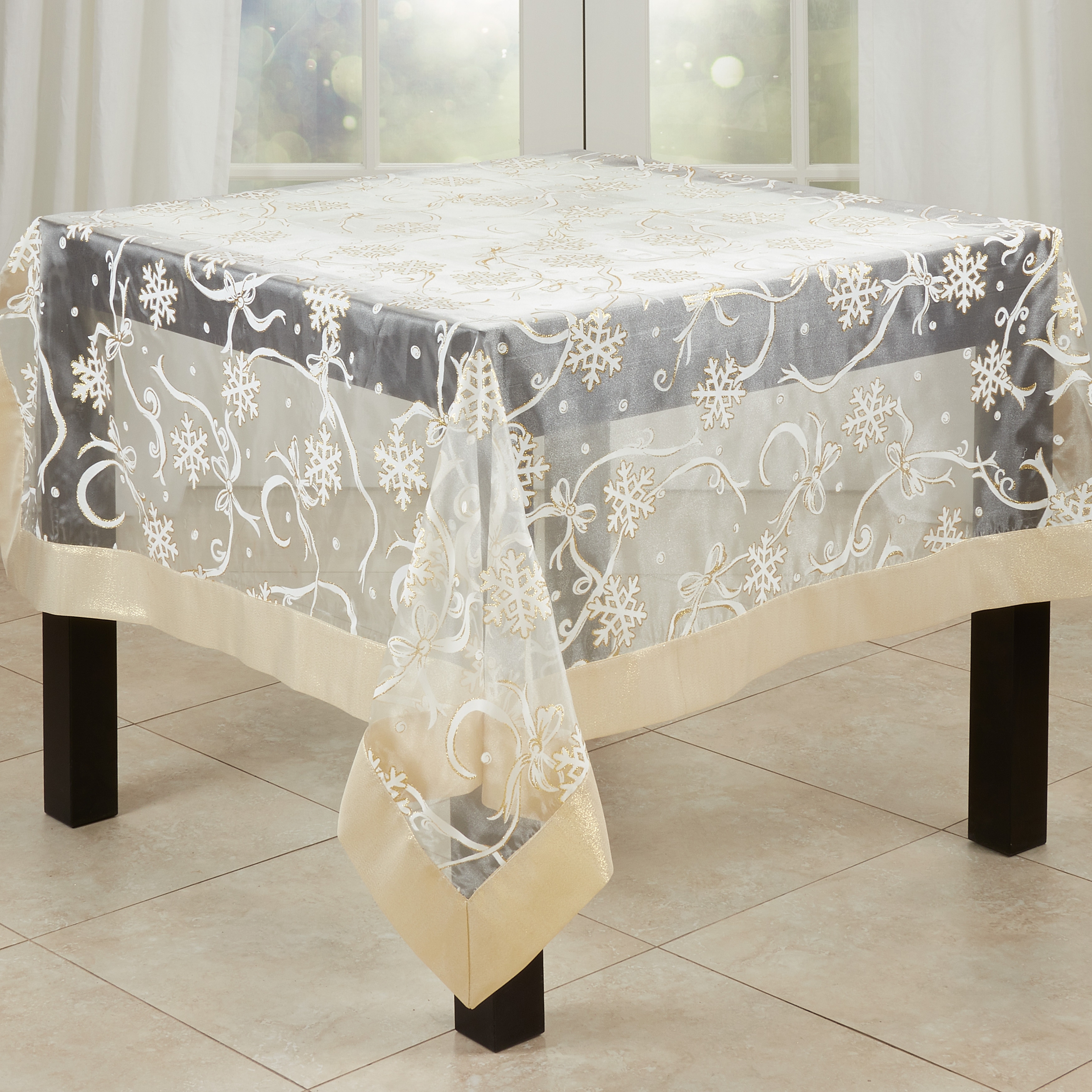 Printed Tablecloth With Snowflake and Ribbon Design