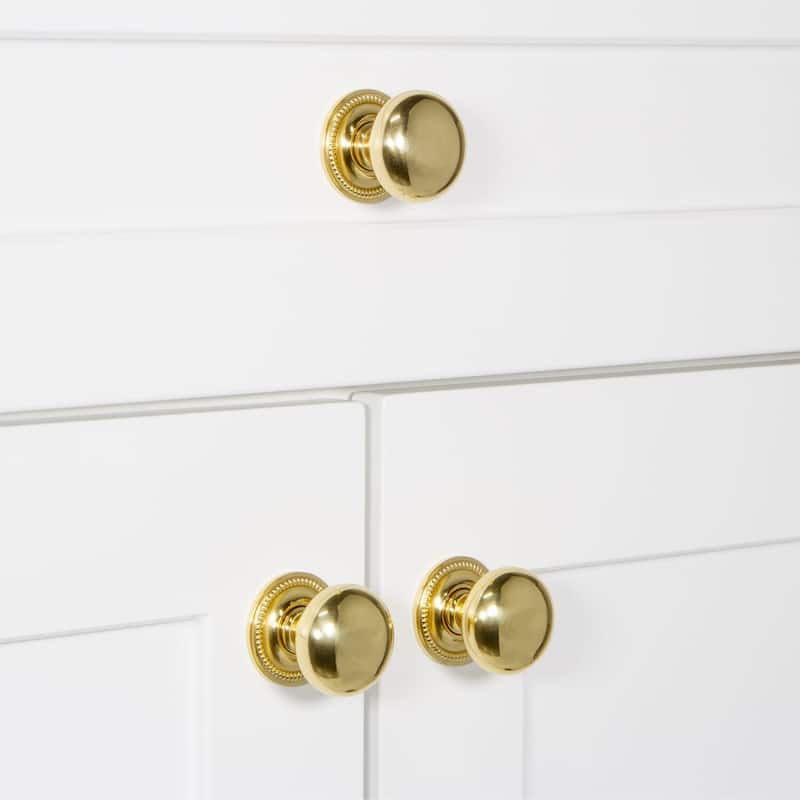 Grandeur FIFT-BRASS-KNOB-NEWP Fifth Avenue 1-3/8” Solid Metal Luxury