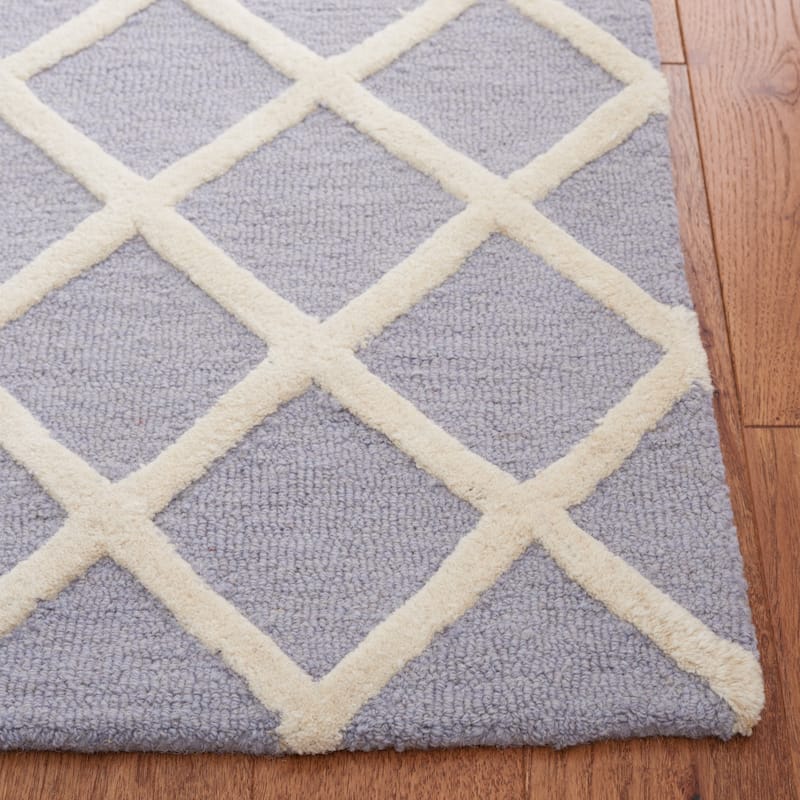 SAFAVIEH, Handmade Cambridge Siire Moroccan Trellis Wool Rug