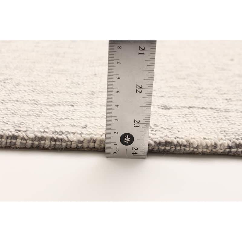 ECARPETGALLERY Hand Tufted Timeless Cream Wool Rug - 5'5 x 7'7