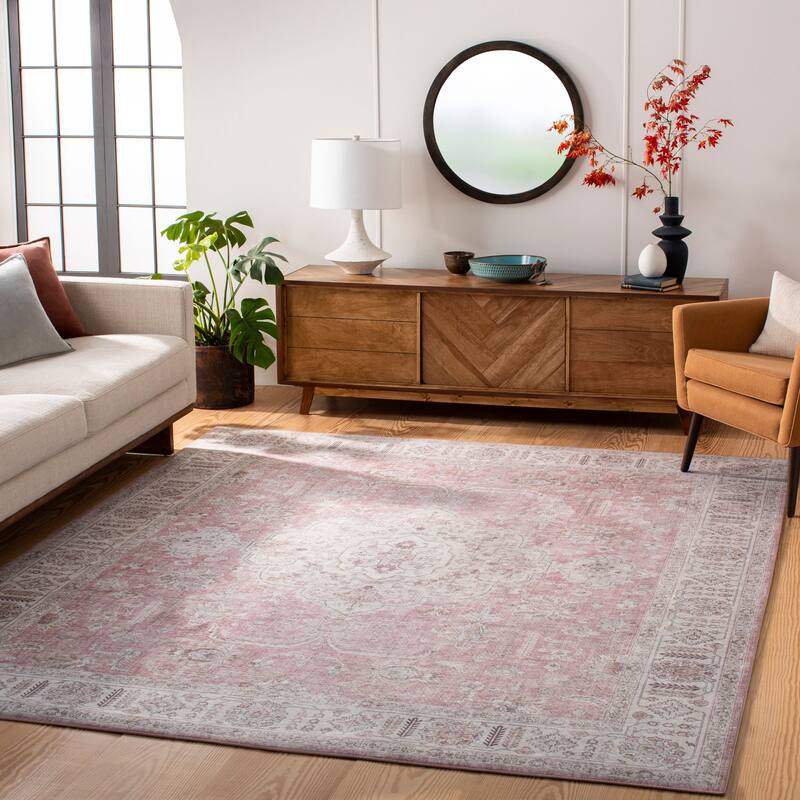 Livabliss Traditional Iris Medallion Area Rug