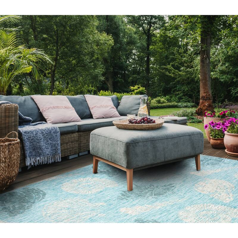 SAFAVIEH Courtyard Clemenza Indoor/ Outdoor Waterproof Patio Backyard Rug