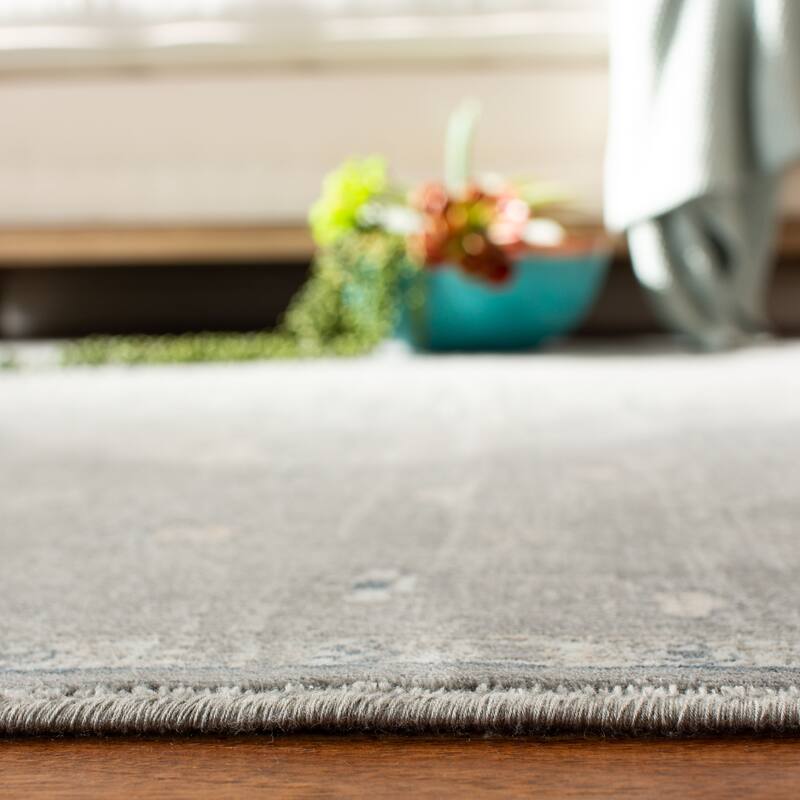 SAFAVIEH Vintage Ilsefriede Oriental Viscose Rug