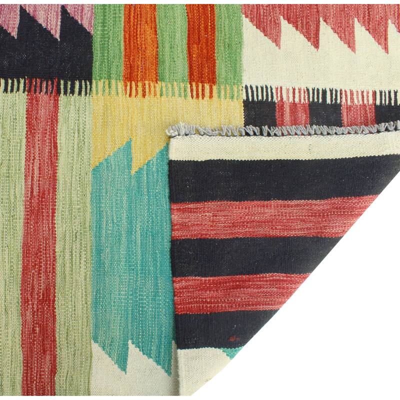 Modern Flatweave Sabrina Ivory/Black Rug - 5'8" x 8'4"