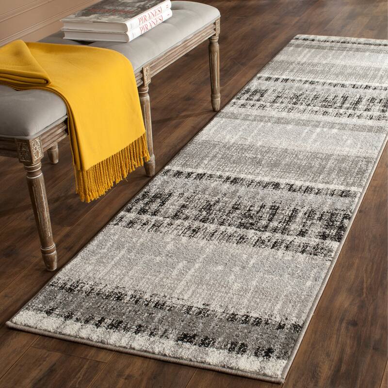 SAFAVIEH Evoke Karrie Distressed Vintage Boho Rug