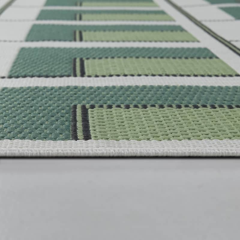 Francesco Modern Geometric Checkered Indoor/Outdoor Area Rug