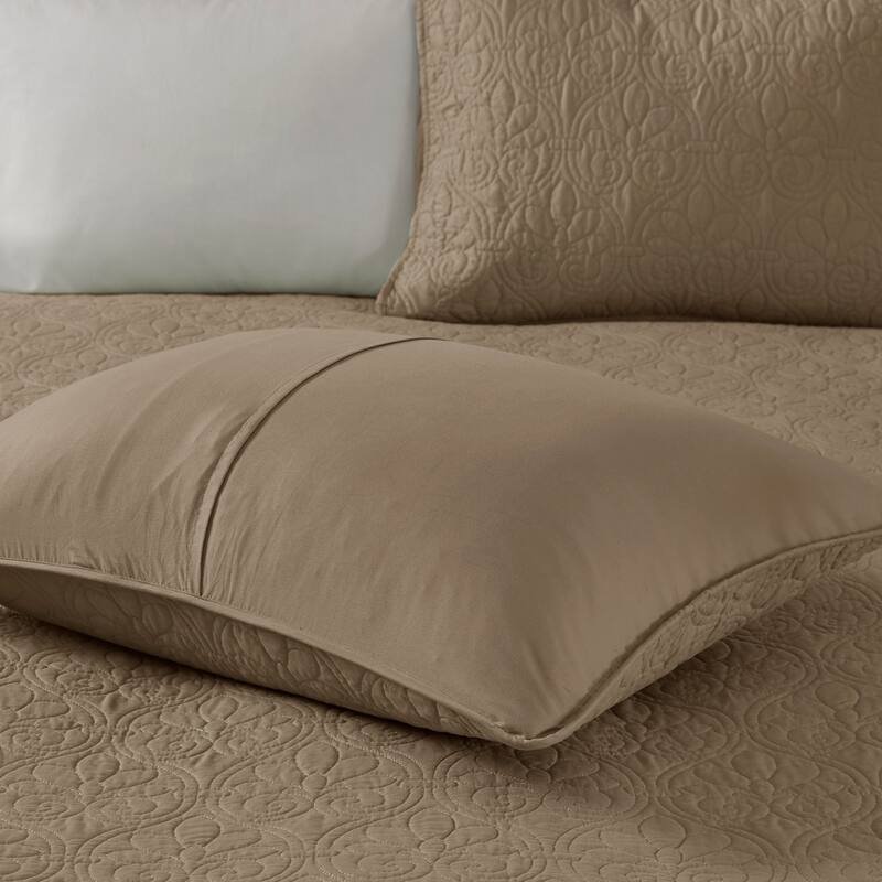Madison Park Mansfield Reversible Bedspread Set
