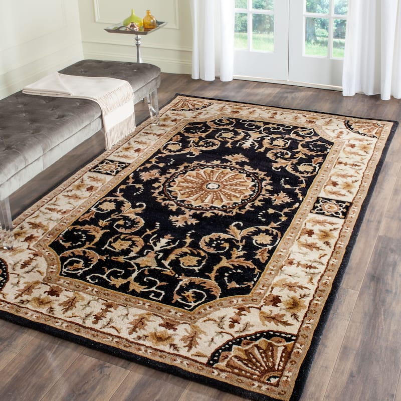 SAFAVIEH Handmade Empire Eftichia Traditional Oriental Wool Rug - 5' x 8' - Black/Ivory