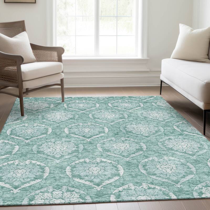 Machine Washable Indoor/ Outdoor Chantille Traditional Damask Rug
