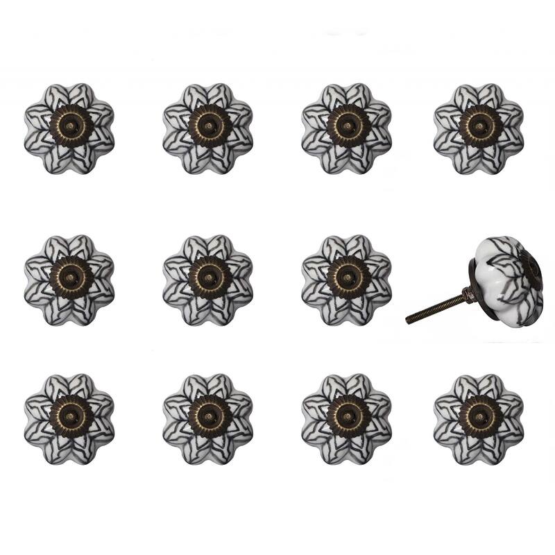 HomeRoots 1.5" x 1.5" x 1.5" Ceramic/Metal Red 12 Pack Knob - 1.5" x 1.5" x 1.5"