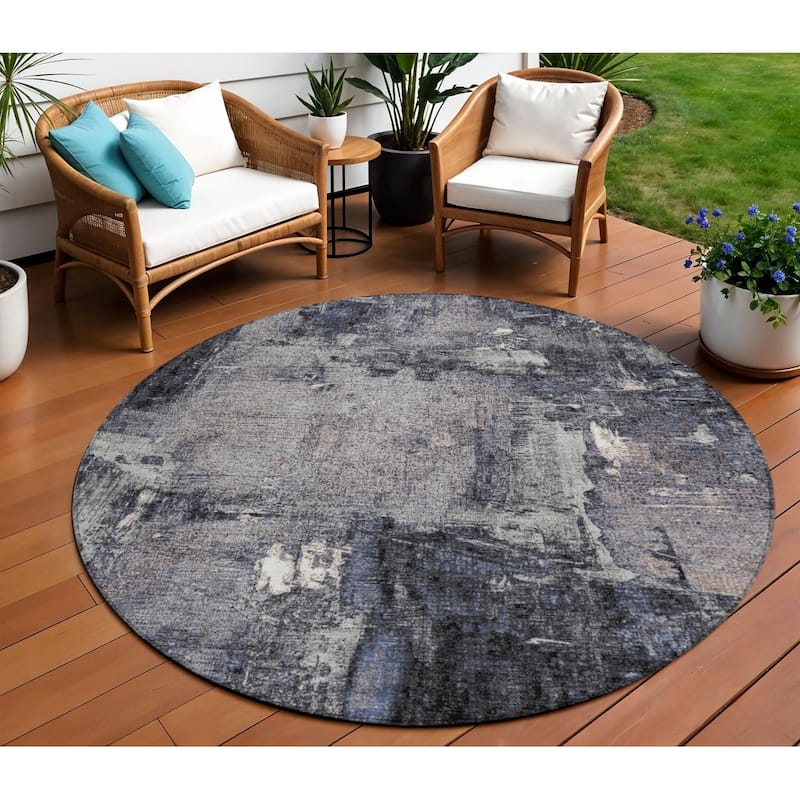 HomeRoots Abstract Transitional Rectangle Outdoor Rug - 8' Round