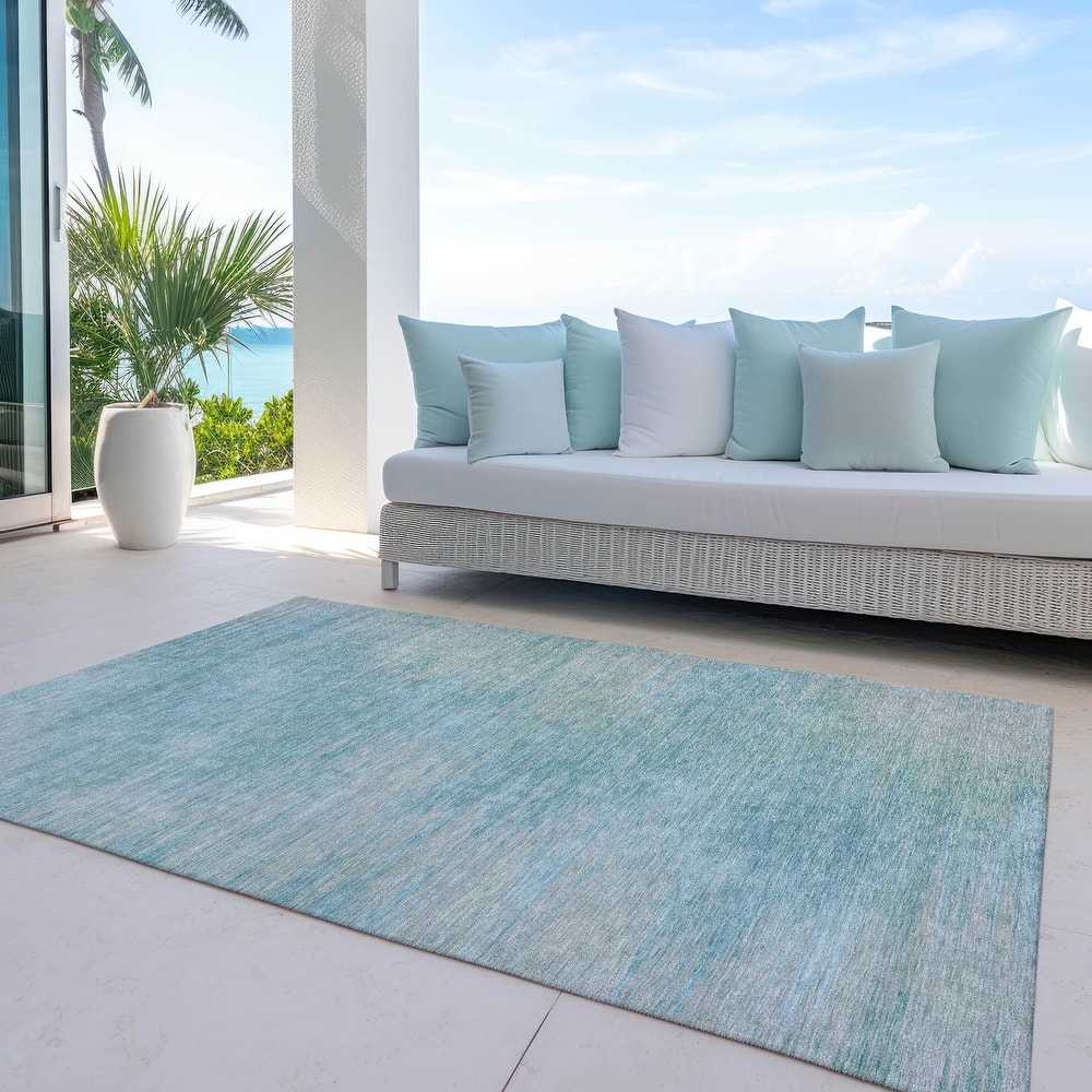 Machine Washable Indoor/ Outdoor Chantille Solid Ombre Rug
