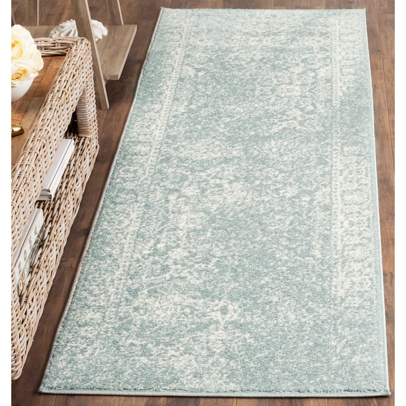 SAFAVIEH Adirondack Dakota Rustic Shabby Chic Distressed Rug - 2'6" x 14'  Runner - Slate/Ivory
