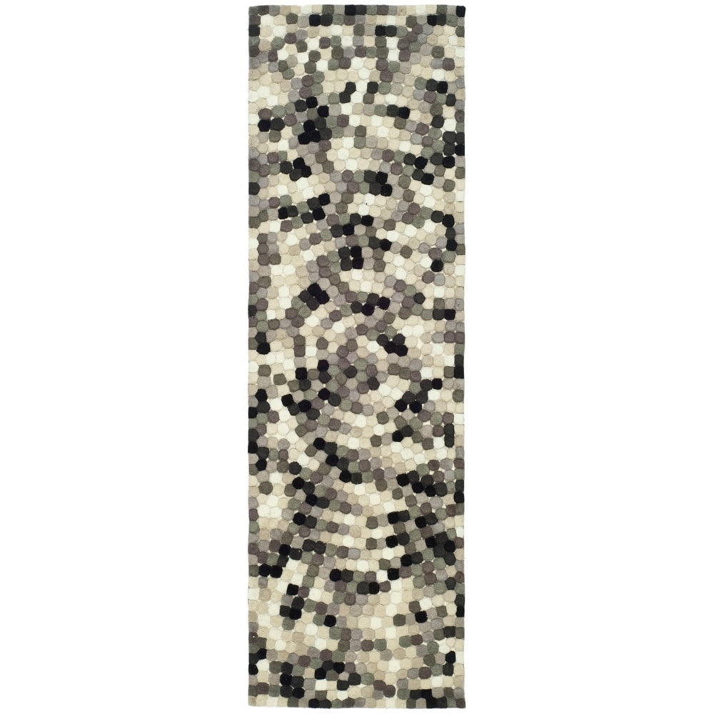 SAFAVIEH Handmade Soho Grisel Mosaic Wool Rug