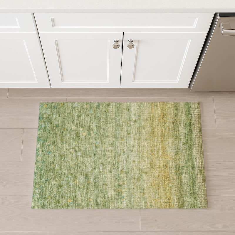 Machine Washable Indoor/ Outdoor Ombre Stripes Chantille Rug