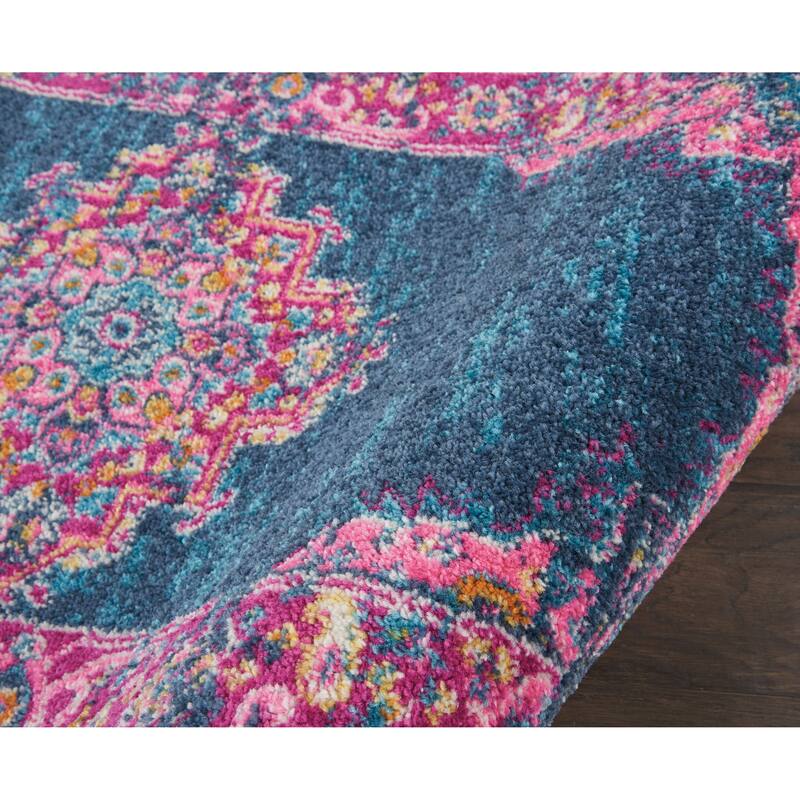 Porch & Den Dobbin Vintage Persian Medallion Farmhouse Area Rug