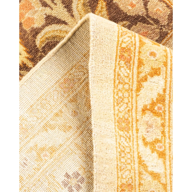 Overton Handknotted Wool Traditional Oriental Ivory Area Rug - 6' x 9'