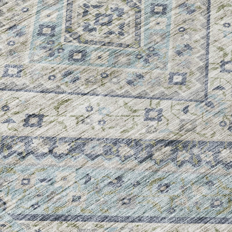 Machine Washable Indoor/Outdoor Traditional Ali Chantille Rug