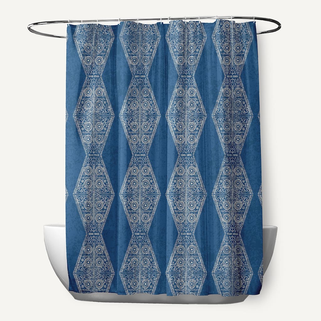71 x 74-inch Pyramid Stripedd Geometric Print Shower Curtain