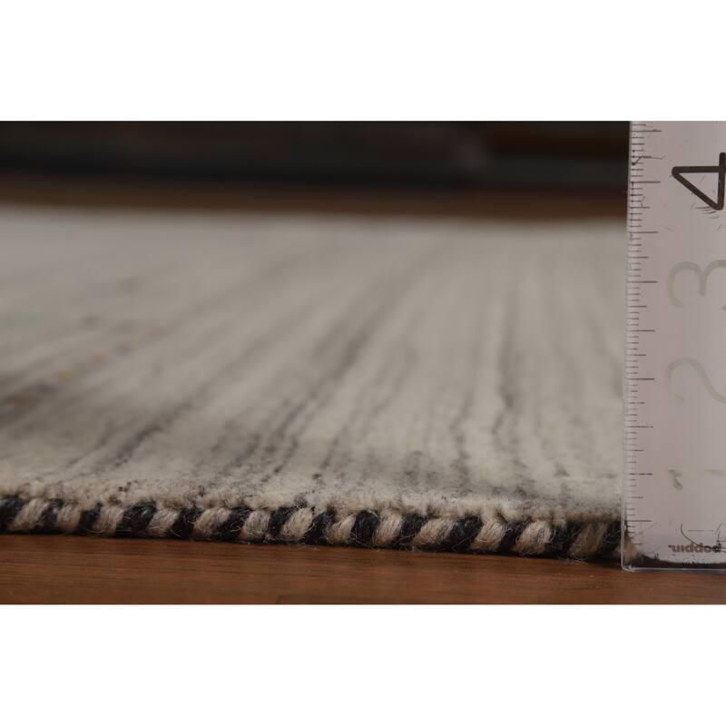 Hand Knotted Oriental 100% Wool Carpet Tribal Animal Pictorial Beige & Ivories Gabbeh Area Rug - 8' 10'' X 6' 1''