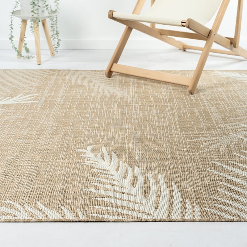 Sevita Callie Coastal Palm Fronds Tropical Indoor/Outdoor Area Rug