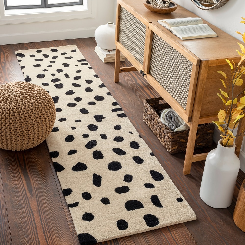 Livabliss Tunas Handmade Animal Print Wool Area Rug