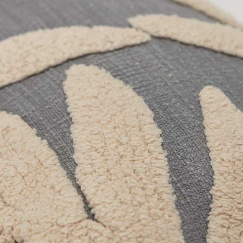 Rizzy Home Transitional Pillow Cover - 14"x26"
