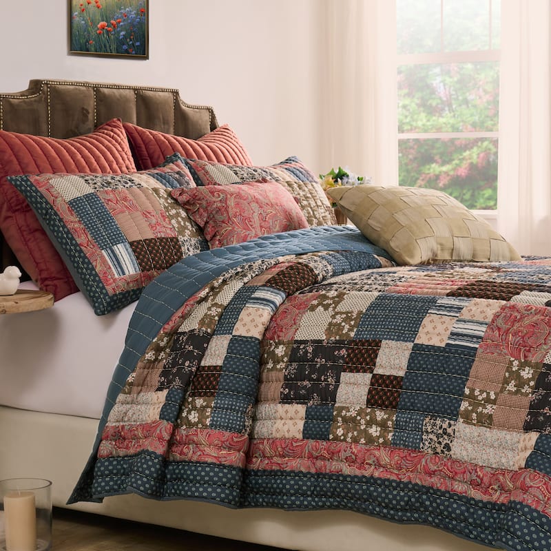 Greenland Home Fashions Shiloh Patchwork Floral Print Quilt Set