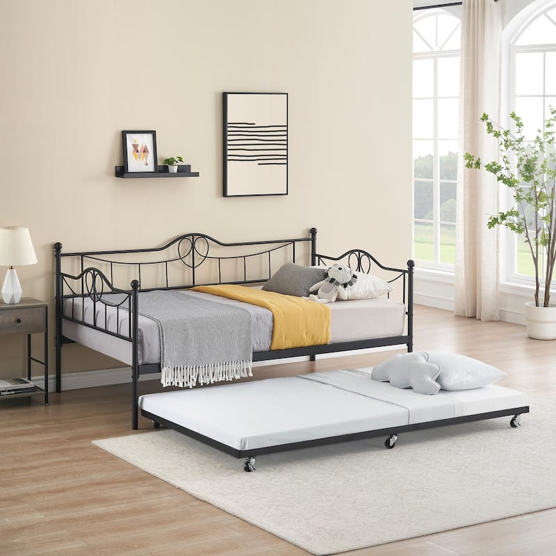 Twin Size Daybed with Trundle
