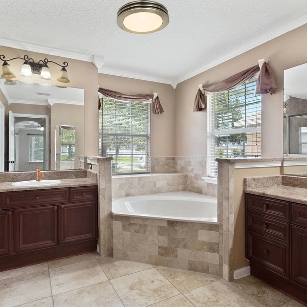 Quiet bathroom top exhaust fan