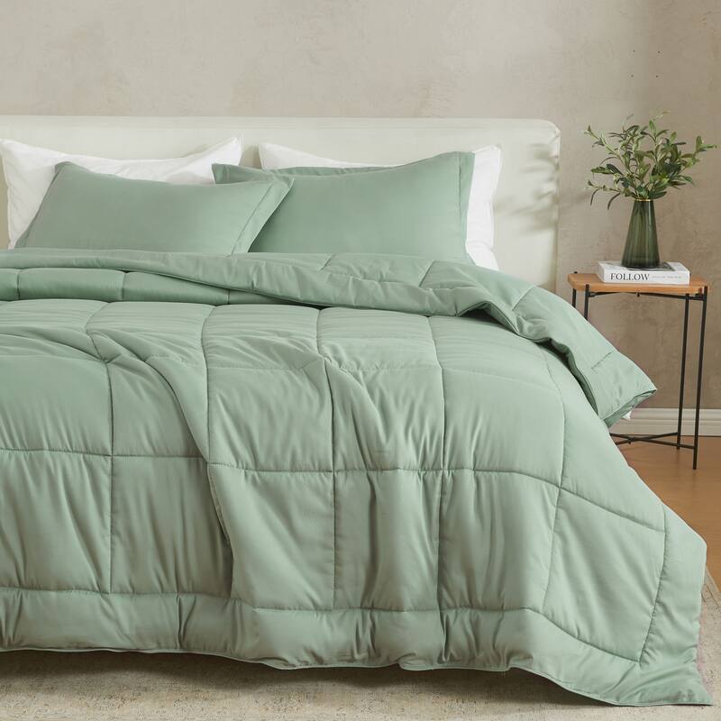 Linery & Co. All Season Down Alternative Reversible Comforter Set - Sage Solid - Queen