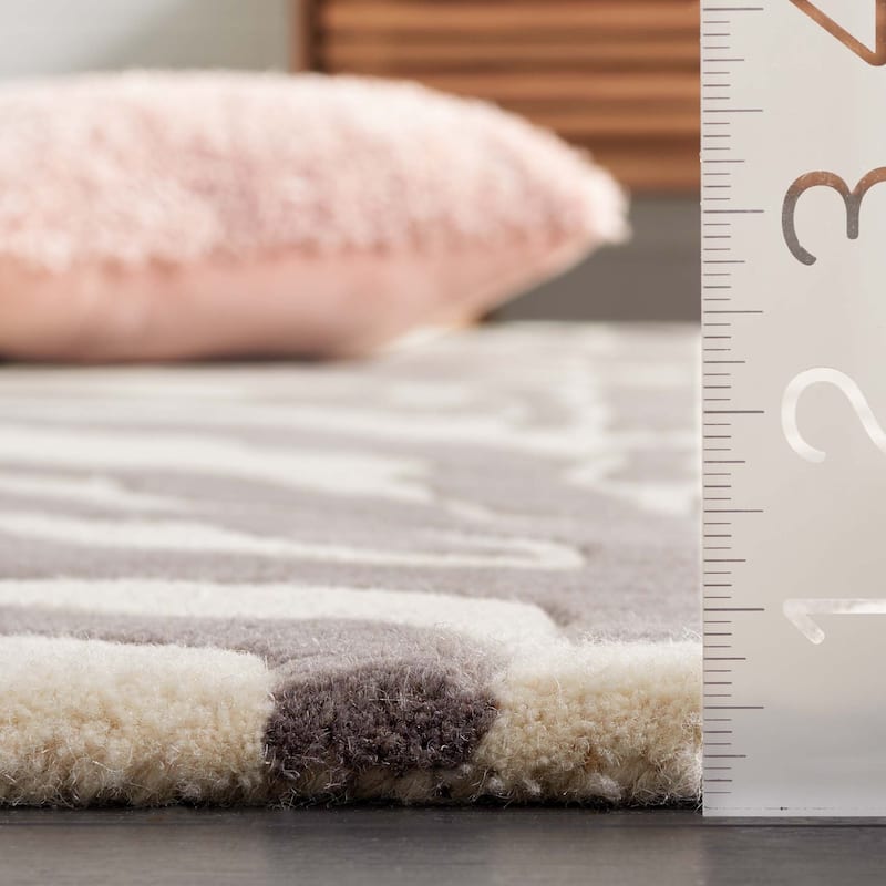 SAFAVIEH Handmade Soho Abbey Modern Wool Rug