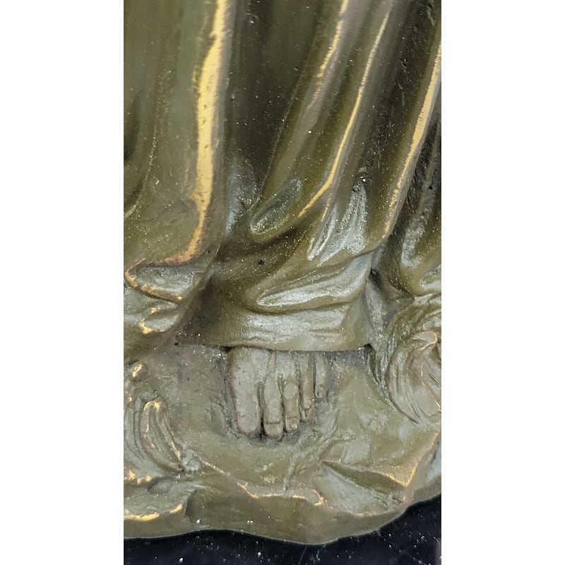 Jesus As Shepherd With Lambs Bronze Sculpture - Religious Christian Art