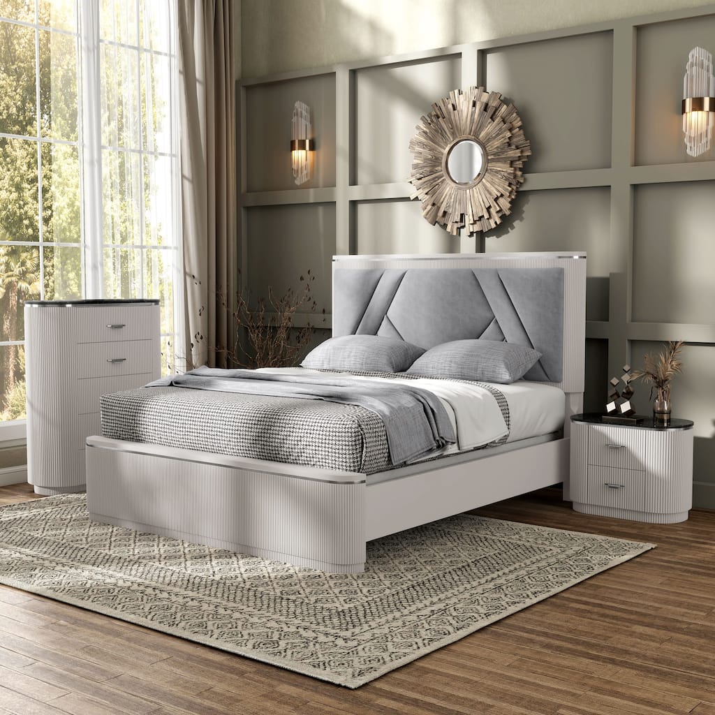 Furniture of America Leander Modern 3-Piece Light Grey Panel Bedroom Set