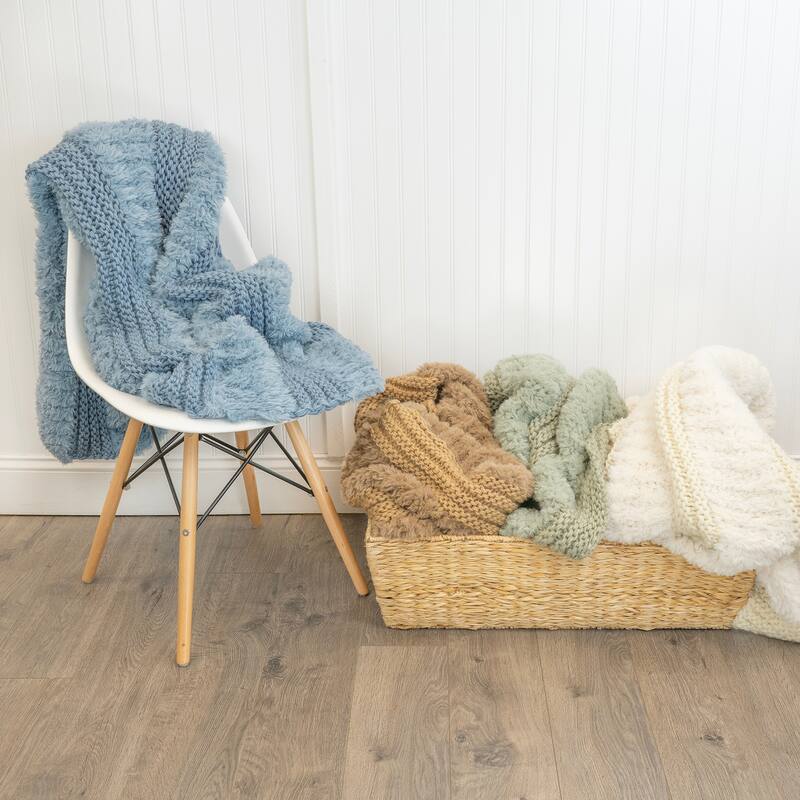 Donna Sharp Plush Knit Throw