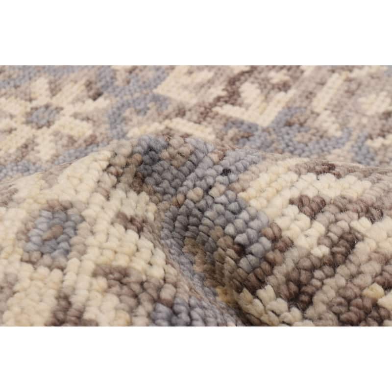 ECARPETGALLERY Hand-knotted Jules Serapi Grey Wool Rug - 5'0 x 8'2