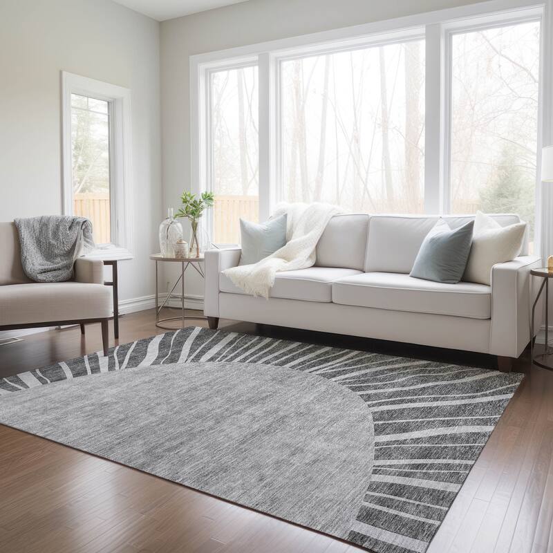 Machine Washable Indoor/ Outdoor Chantille Modern Sunburst Rug