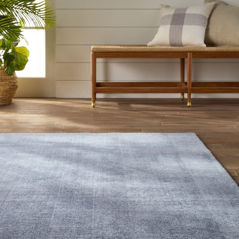 Everen Handmade Indoor/ Outdoor Solid Area Rug