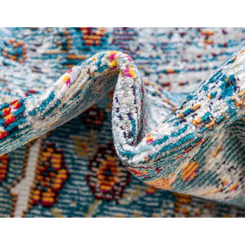 Traditional Kosmas Collection Area Rug