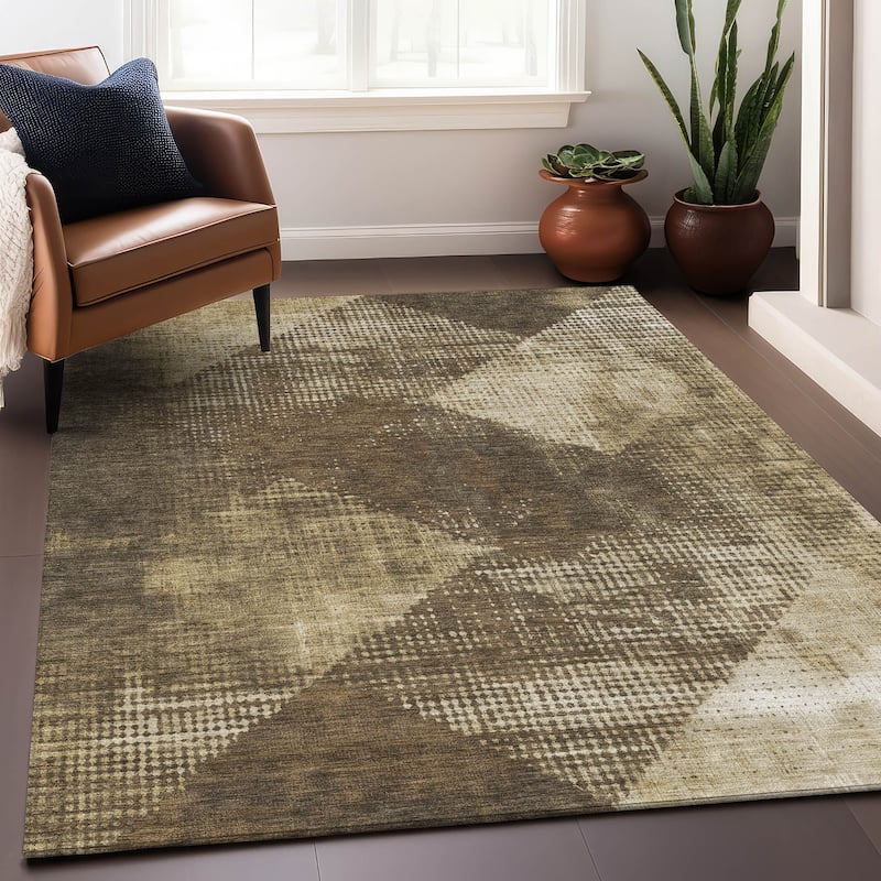 Machine Washable Indoor/ Outdoor Diamond Ombre Chantille Rug - Brown - 2'6" x 3'10"
