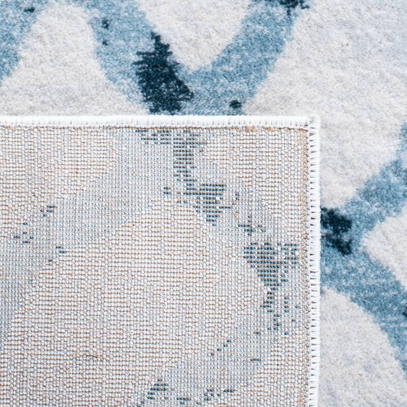 SAFAVIEH Isabella Bethany Trellis Distressed Rug
