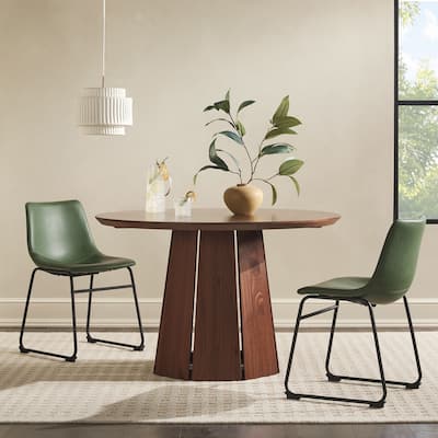 Middlebrook Designs 48 inch Round Solid Wood Pedestal Dining Table